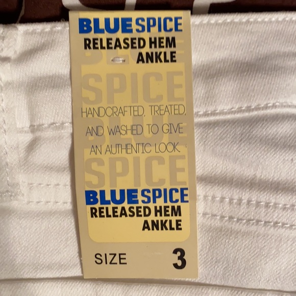 Stretchy Skinny Jeans - Picture 5 of 6